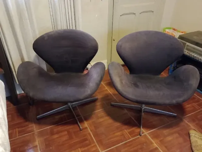 2 Poltronas SWAN - Classic Design - R$ 2.000,00