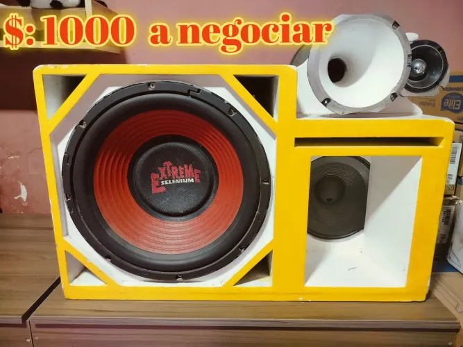 caixa de som automotivo 