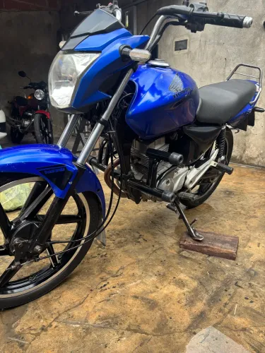 Vendo titan 150 2007
