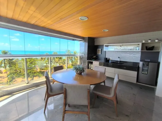Apartamento à Beira-mar com 4 Suítes e Varanda Gourmet à venda na Pajuçara