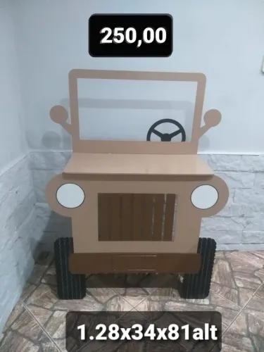 Mesa para bolo de festa infantil 