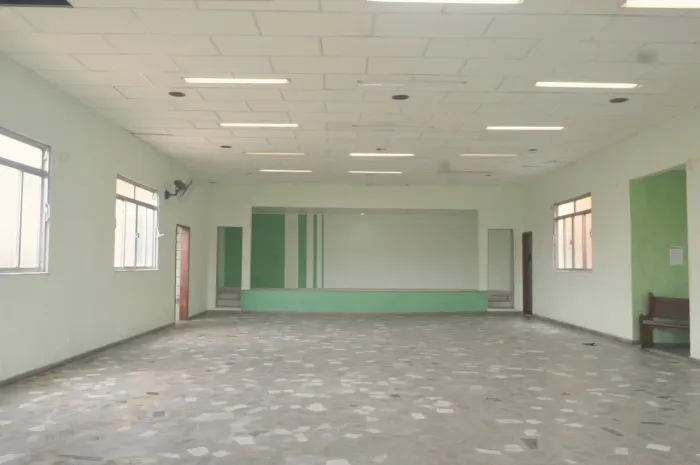 Ponto Comercial para Venda em São Gonçalo, Itaúna, 1 dormitório, 2 banheiros