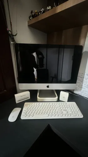 IMac 21 12GB RAM 256GB SATA