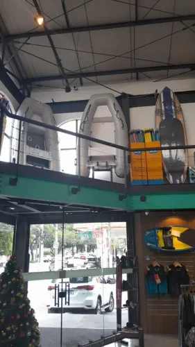 Bote Inflável Regatta II PVC Fundo Rígido 2,4M