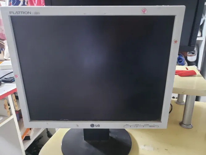 Monitor LG 15 polegadas