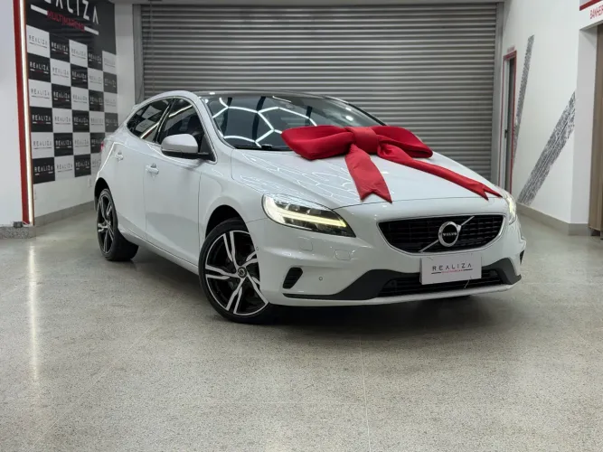 Volvo V40 T-5 R-design 2.0 Aut. 2018