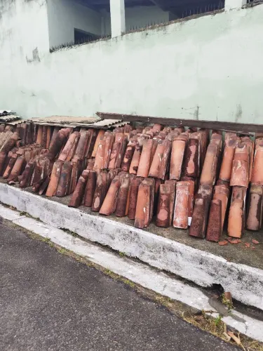 Doação de telha colonial 