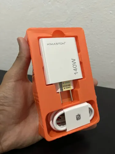 Carregador de Notebook e Macbook 140W