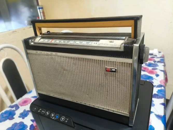 RELÍQUIA ANTIGO TRASGLOBE PHILCO ANOS 60/70 AM 