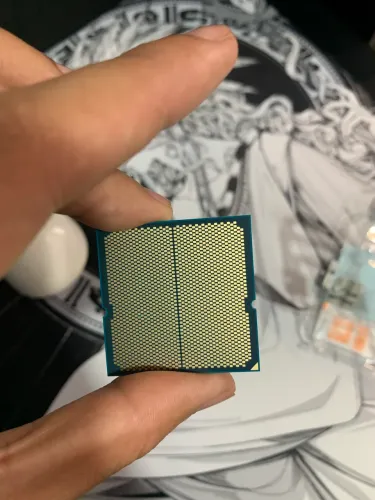 Ryzen 7 9700x nuca usado! 