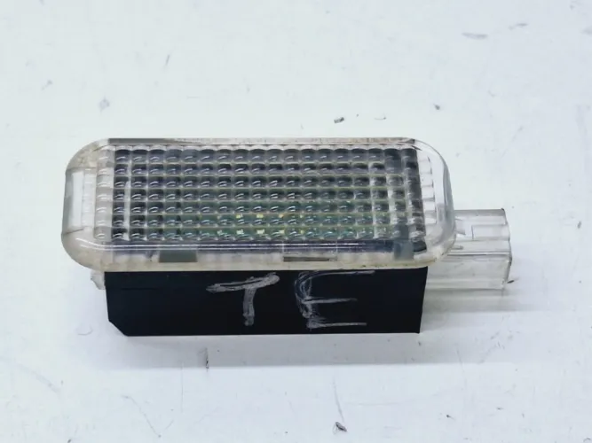 Luz Cortesia Audi A3 Sedan Tfsi 1.8t 2015 4e0947415