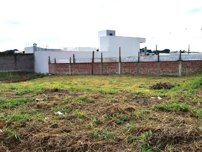 OPORTUNIDADE - Terreno 328,46 m2 - BOM JARDIM