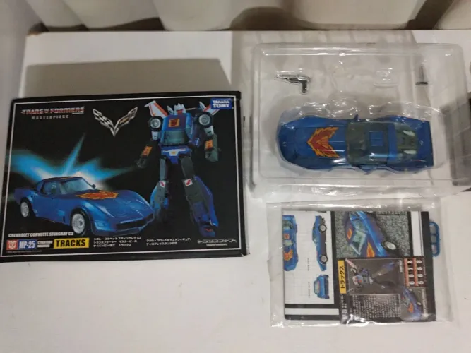 Transformers Masterpiece Autobot tracks ( super KO)