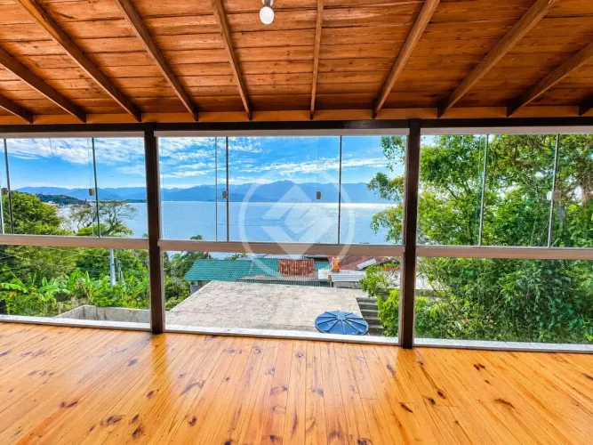 CASA - Ribeirão da Ilha - FR-367041