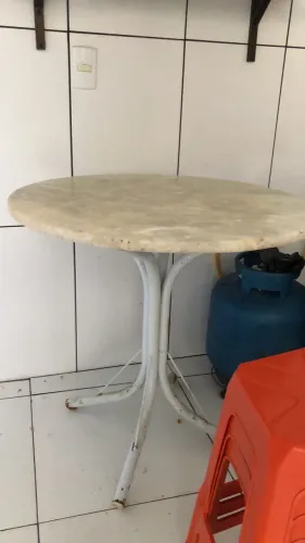 Mesa de mármore 