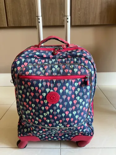 Mochila kippling estampada 