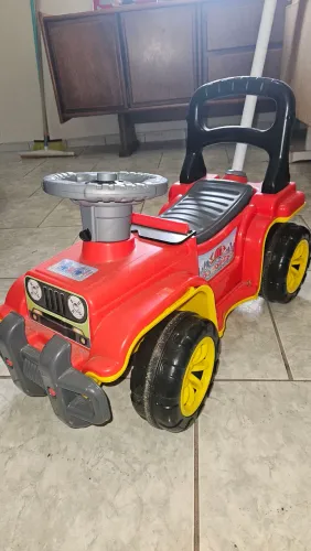 Carrinho Infantil com Buzina (sujeito a negociação)
