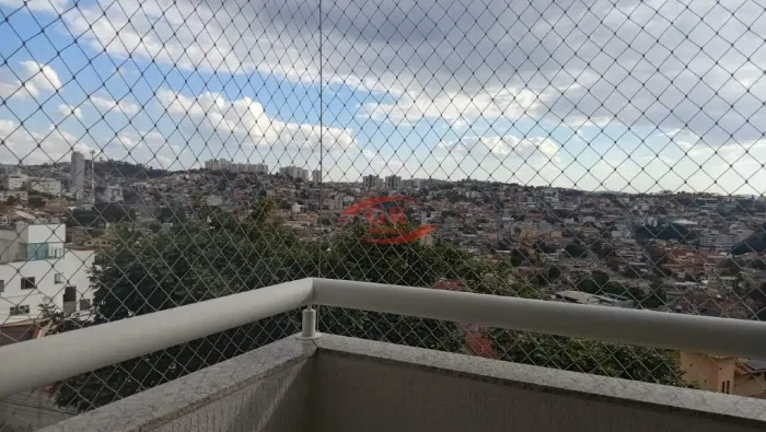 Prédio com excelente localização fachada revestida, apartamento diferenciado.