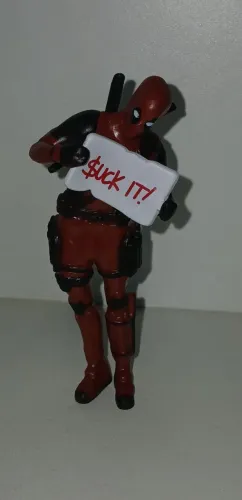 BONECO MINIATURA ACTION FIGURE MARVEL DEADPOOL