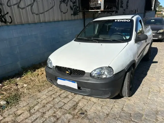 Chevrolet Corsa Pick-up Std/ Rodeio 1.6 MPFI 2000