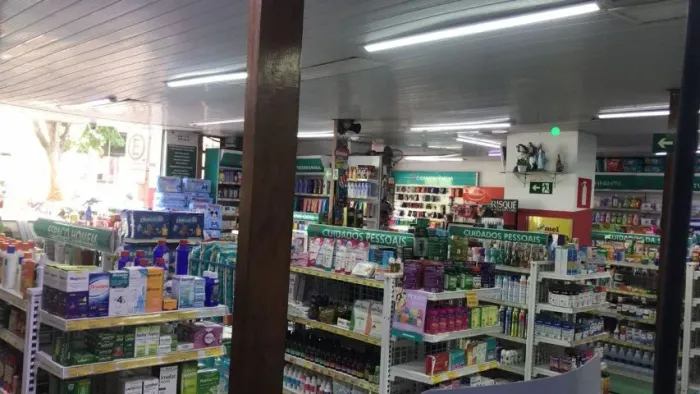 Drogaria a venda /Passando o ponto Comercial .