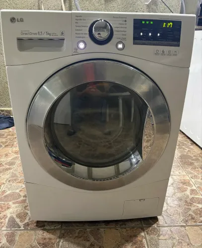 Lava e seca LG 8.5kg 110v com garantia