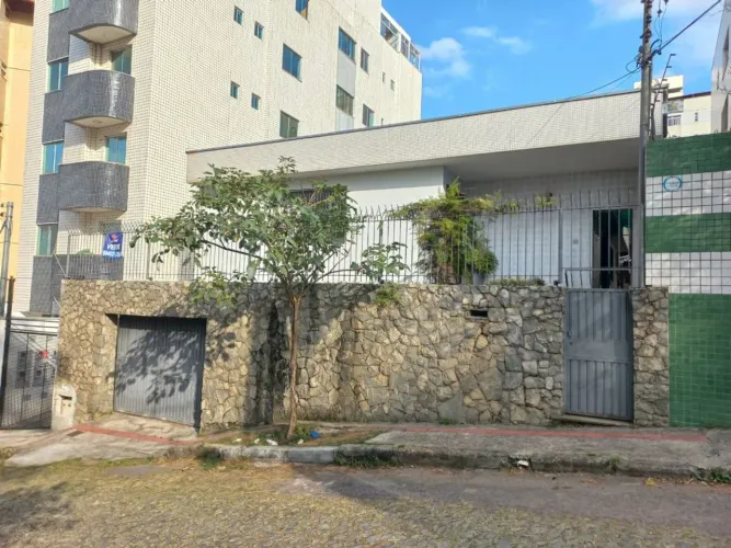 Venda - CASA - NOVA SUISSA BELO HORIZONTE MG