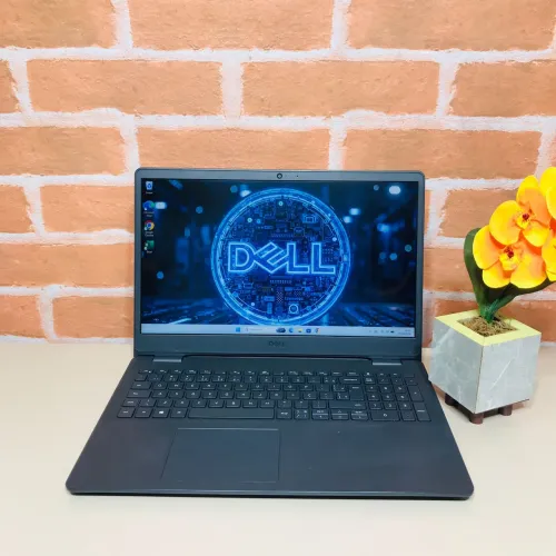 Notebook Dell i3 de 10ª Geração/ Ram 4GB/ Ssd 256GB/ Placa Intel Graphics 2GB