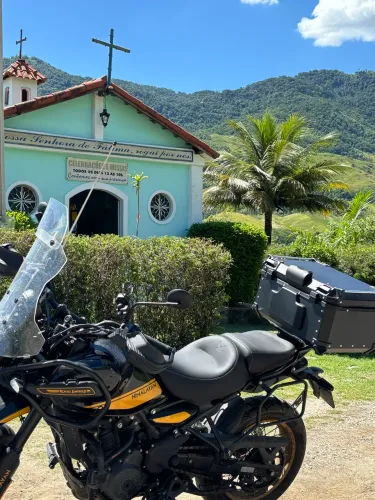 Himalayan 450 modelo mais top sem câmaras de ar