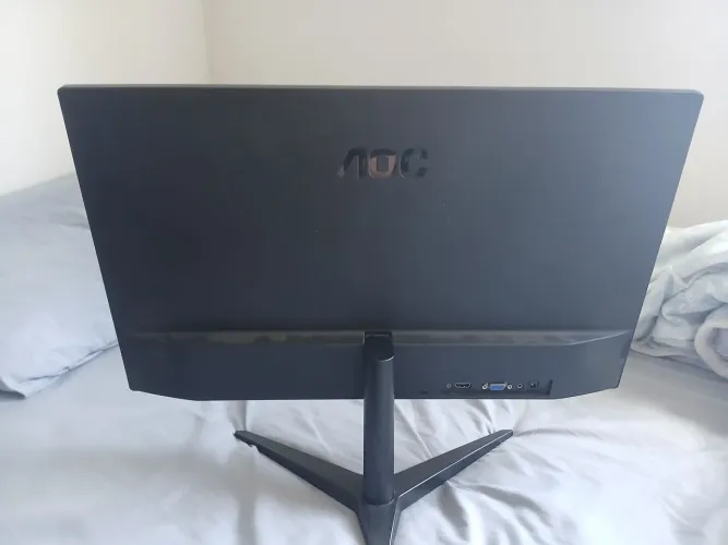 Monitor AOC 22"