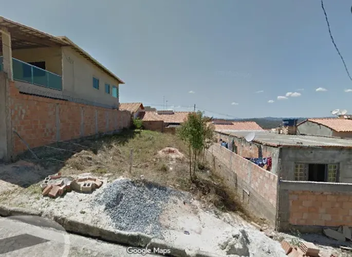Lote 200 metros quadrado