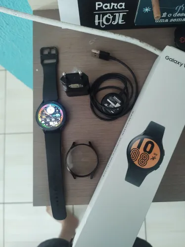 Galaxy Watch 4 de 44mn . Com caixa e completo