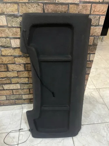 Tampão porta malas Clio hatch