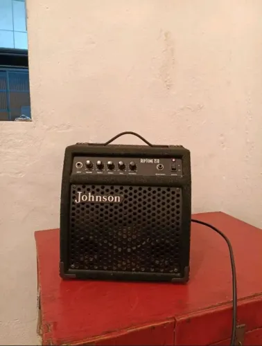 Caixa de Som de Guitarra