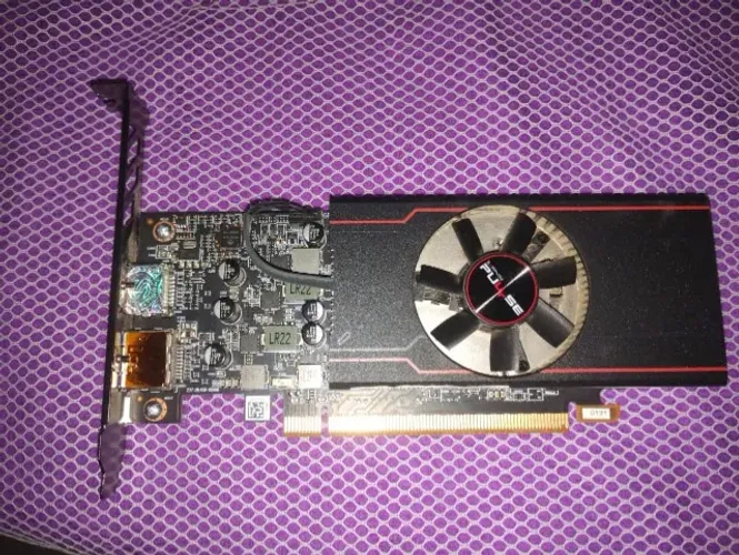 Placa de Vídeo Sapphire Pulse AMD Radeon, RX 6400, 4GB, GDDR6, FSR, Ray Tracing, 11315-01-