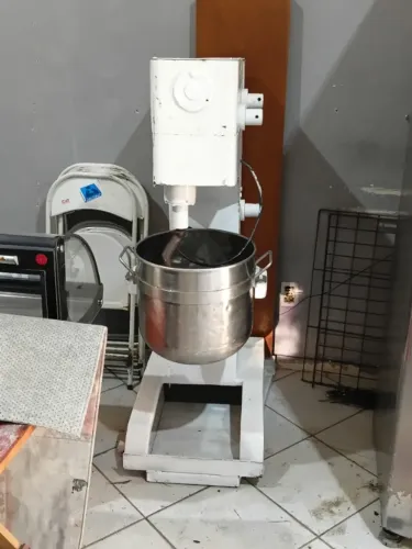 Masseira 40kg excelente