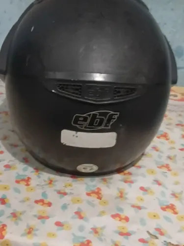 Vende-se capacete da EBF de moto de trilha