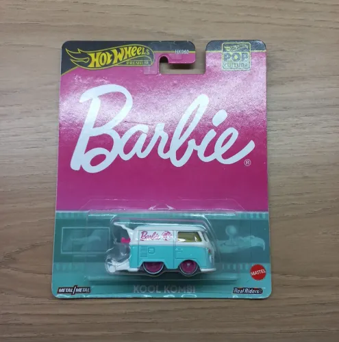 Hot Wheels Kool Kombie Barbie