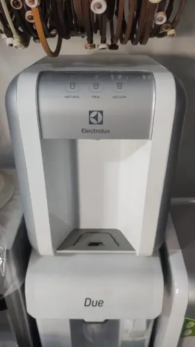 Purificador Electrolux Eletrônico Compacto Efficient Painel Digital Bivolt Branco (PE11B