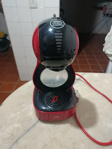 Cafeteira Dolce Gusto Lumia