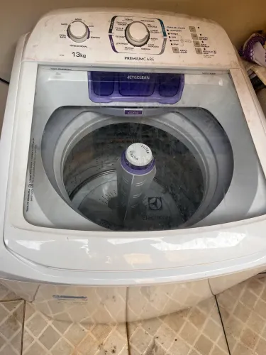 Vende-se marquinha de lavar faz tudo