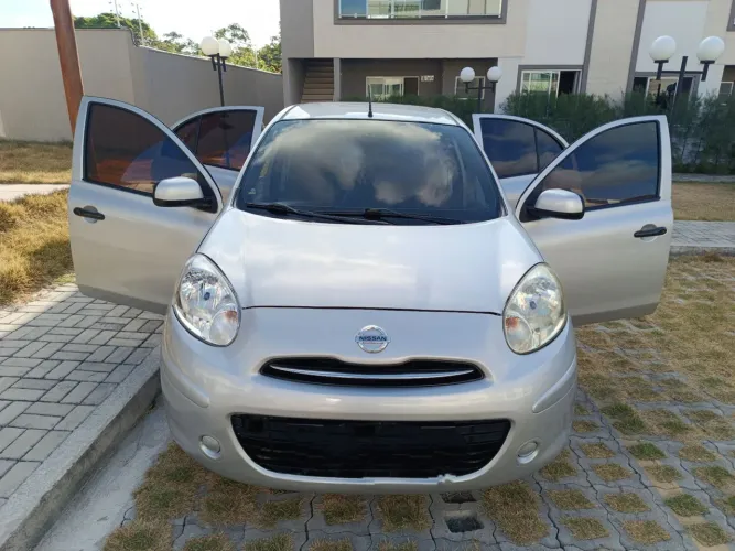 Nissan March S 1.0 16V Flex Fuel 5P 2013