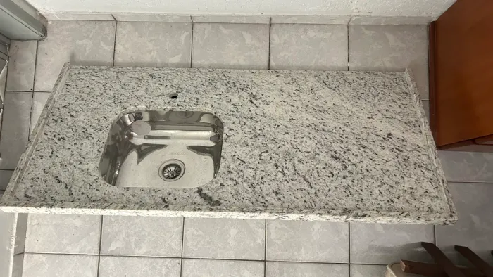 Bancada para cozinha de 1,30 largura 60