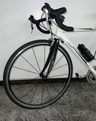 SPEED VENZO SPRINTER R3 - KIT SHIMANO + COMPONENTES PREMIUM