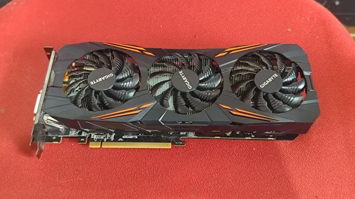 Placa de Vídeo GTX 1070 Ti 8gb