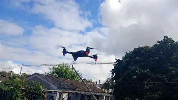 Drone hubsan 501M com GPS