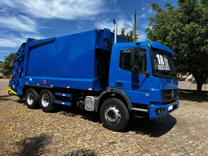 Caminhão Compactador De Lixo Coletor Prensa