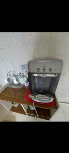Purificador de água prata Electrolux
