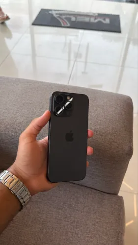 IPHONE 15 pro Max seminovo