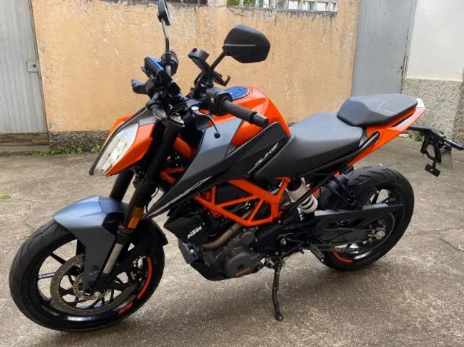 KTM Duke 390 2024 2.700km zerada linda impecável particular